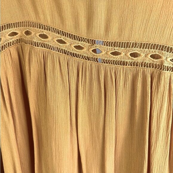 NWOT Charlotte Russe Mustard Colored Boho Blouse With Bell Sleeves. Sizes - Picture 2 of 6